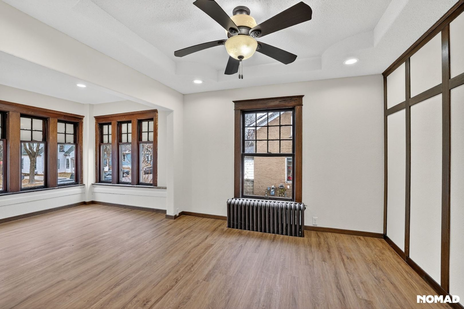 Building Photo - 329 S 2nd St