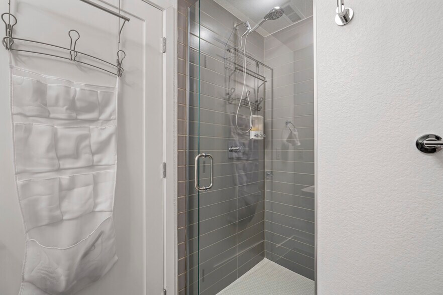 Bathroom in Third Bedroom - 3034 Wilson Ct