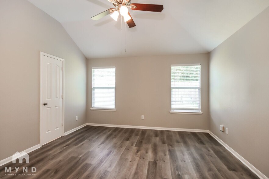 Building Photo - 5835 Deleon Trail Dr