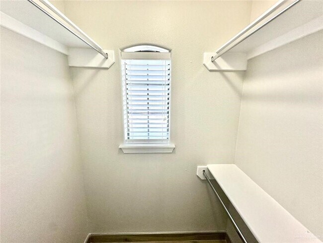 Building Photo - 23 N 49th St