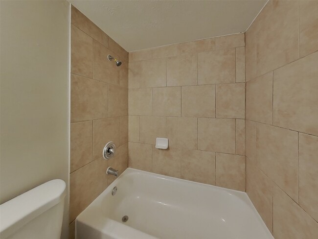 Building Photo - 2655 Lark