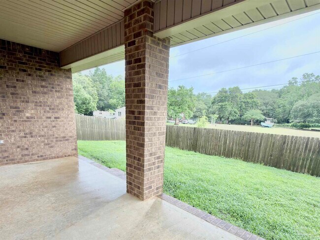 Building Photo - 8026 Burnside Lp