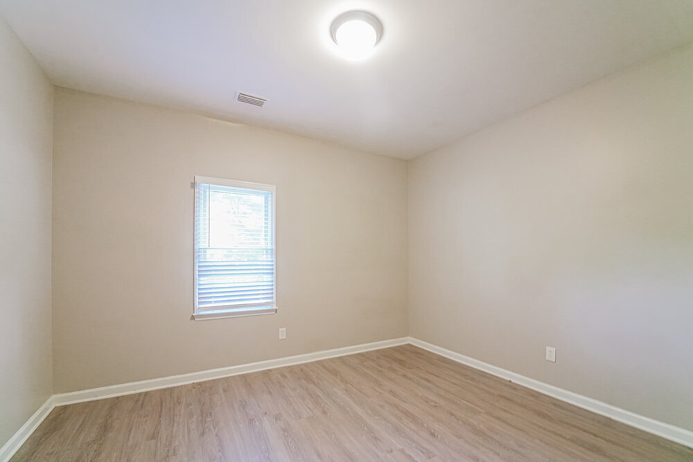 Building Photo - 8601 Stone Creek Ct