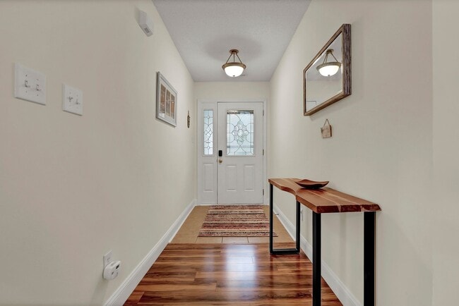 Building Photo - Compass Point - Vacation Rental - Sneads Ferry, NC