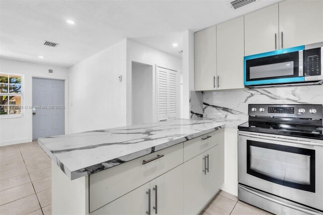 Building Photo - 11790 SW 34th St