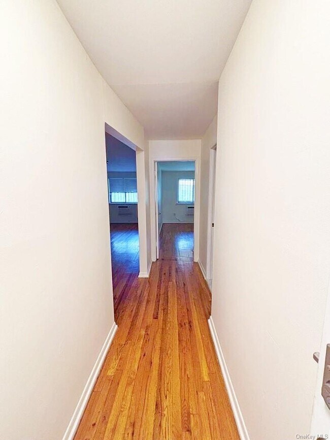 Primary Photo - 41-24 40th St