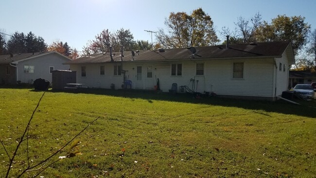 Building Photo - 113 Emory Dr
