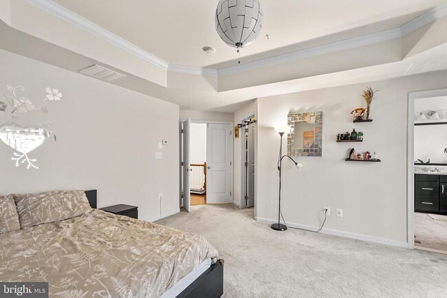 Building Photo - 43151 Wealdstone Terrace