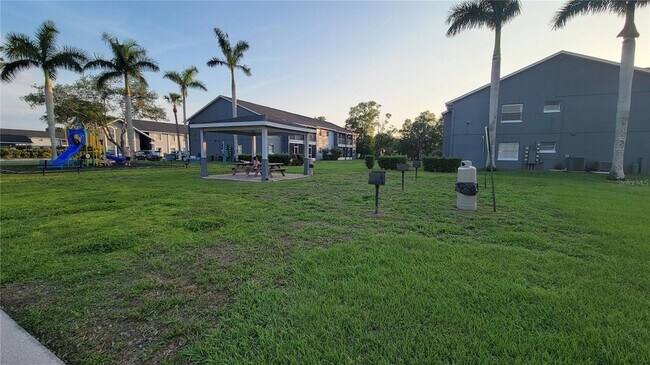 Building Photo - 4136 Pershing Pointe Pl