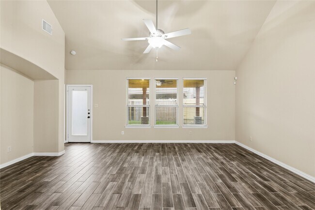 Building Photo - 4802 Taylor Drive