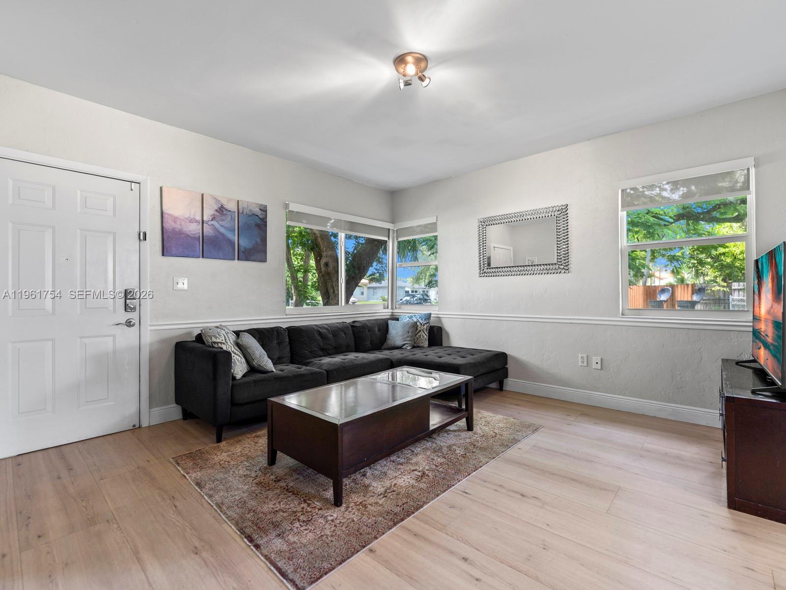 Building Photo - 201 Flagler Dr