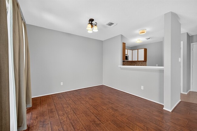 Building Photo - 1107 Pennygent Ln