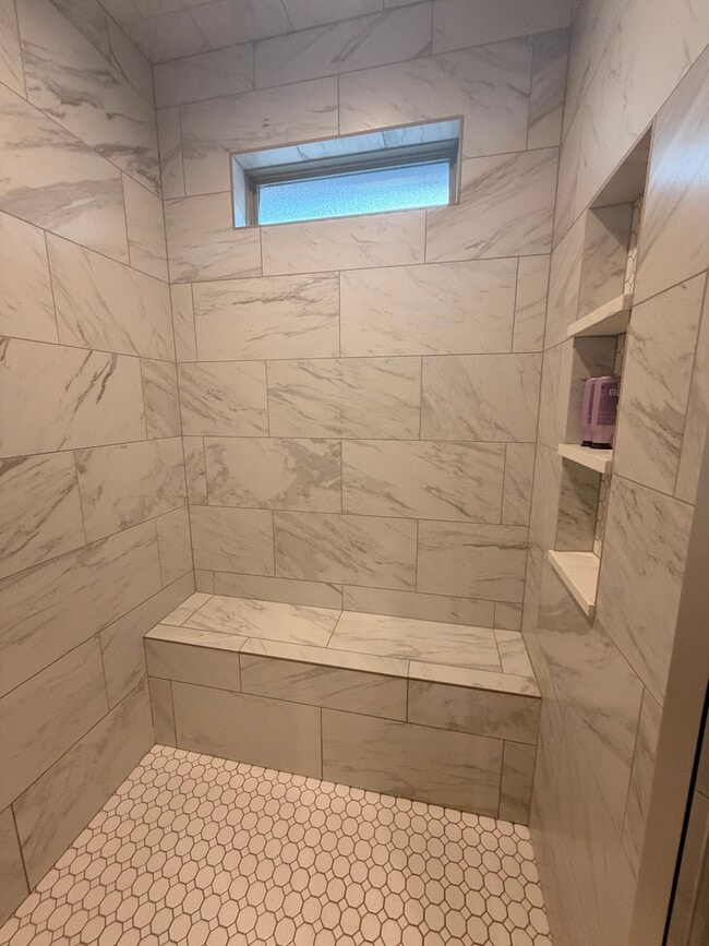 Building Photo - 1206 Burgandy Dr