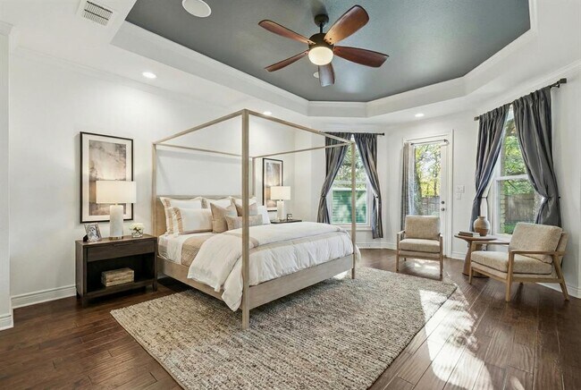 Building Photo - 1213 Grosvener Ct