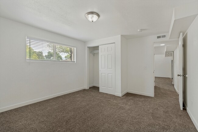 Building Photo - 5128 S 3760 W