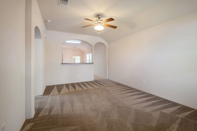 Building Photo - Convenient 3 Bedroom, 2 Bath Home in Jarrell w/ 1-Car Garage