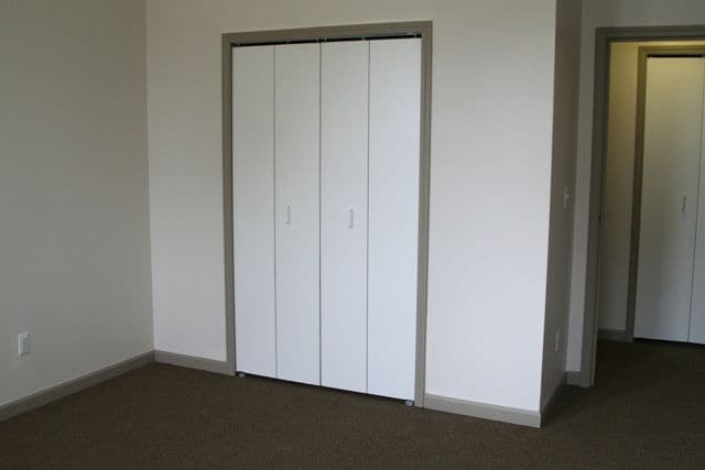 Building Photo - 3 br, 1 bath Apartment - Galston Apartments