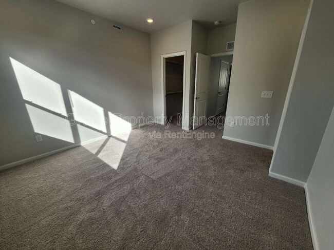 Building Photo - 465 Interlocken Blvd