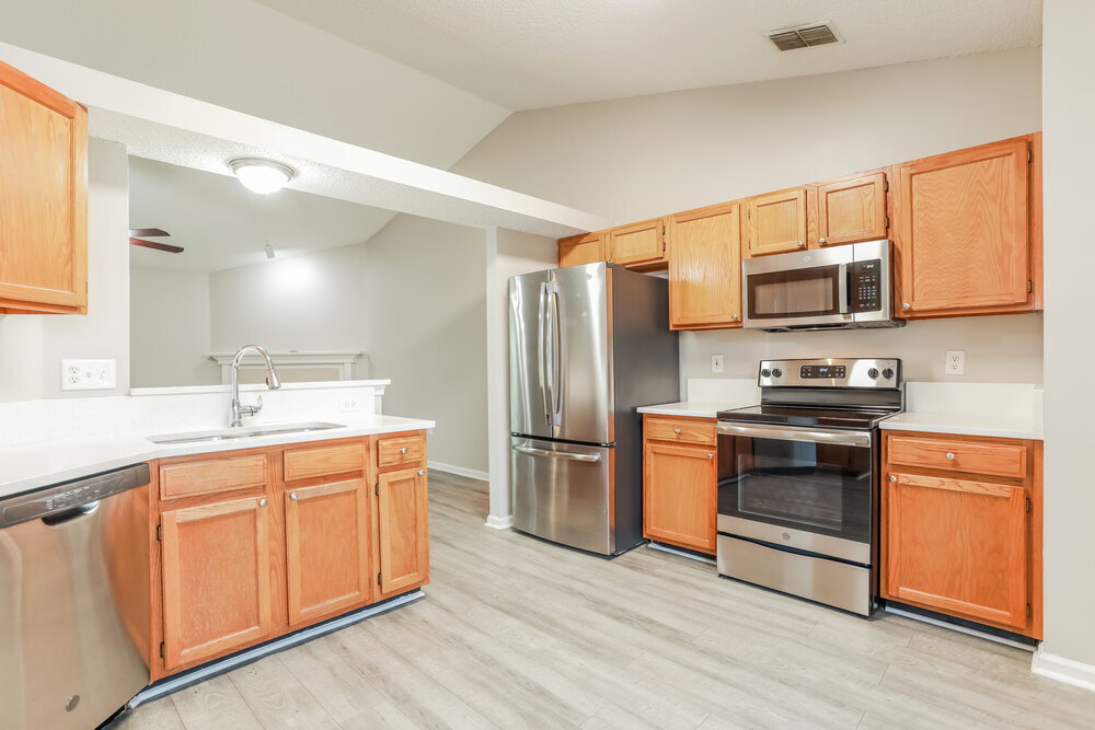 Building Photo - 2081 Frogmore Dr