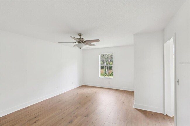 Building Photo - 9225 Stone River Pl