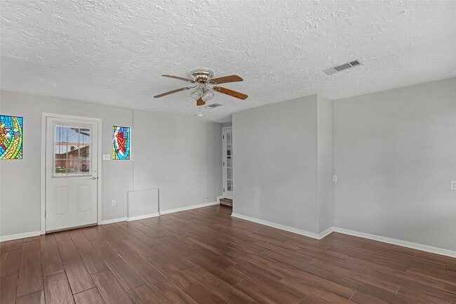 Building Photo - 24531 Whitesail Dr