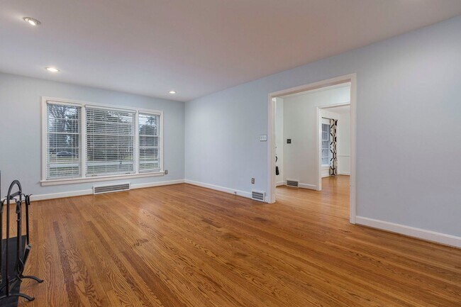 Building Photo - 4225 Rudy Ln