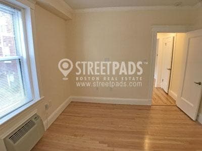 Building Photo - 1 bedroom in Cambridge MA 02387