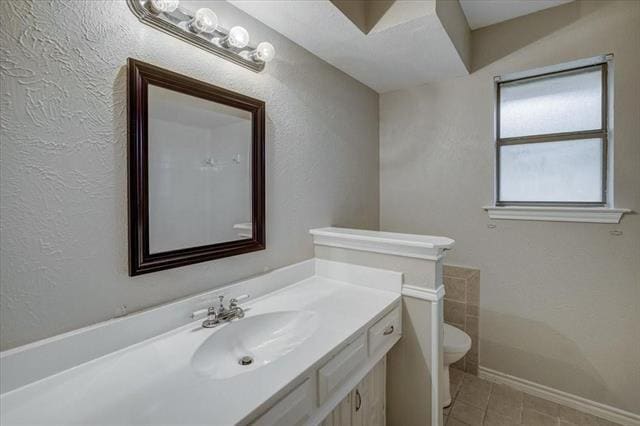 Building Photo - 2600 Plateau Dr