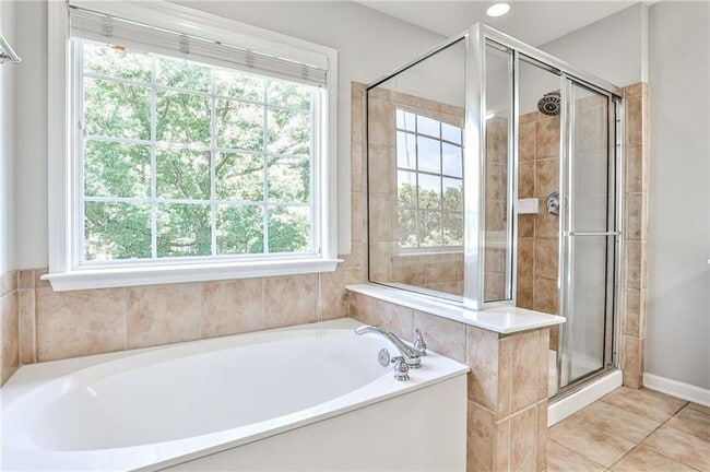 Building Photo - 1655 Wehunt Pl