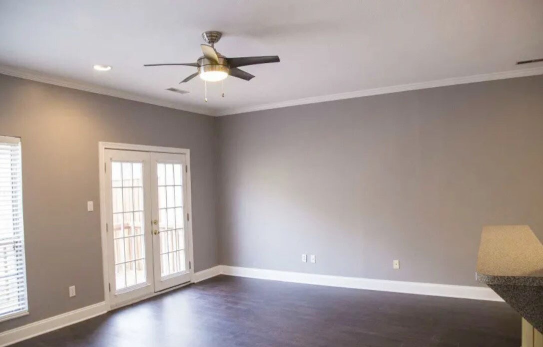 Building Photo - 304 Queen Victoria Way