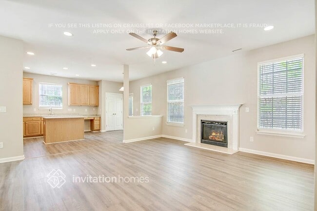 Building Photo - 38 Autumn Leaf Ln