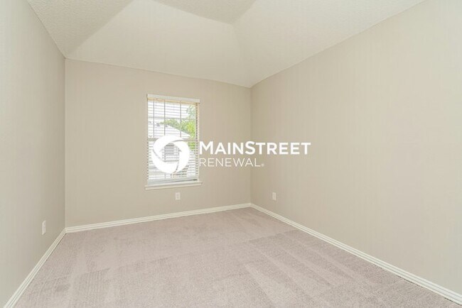 Building Photo - 4 Bedroom Pet-Friendly Home in Cedar Hill, TX with Main Street Renewal