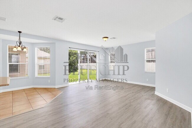 Building Photo - 10074 Iverson Dr