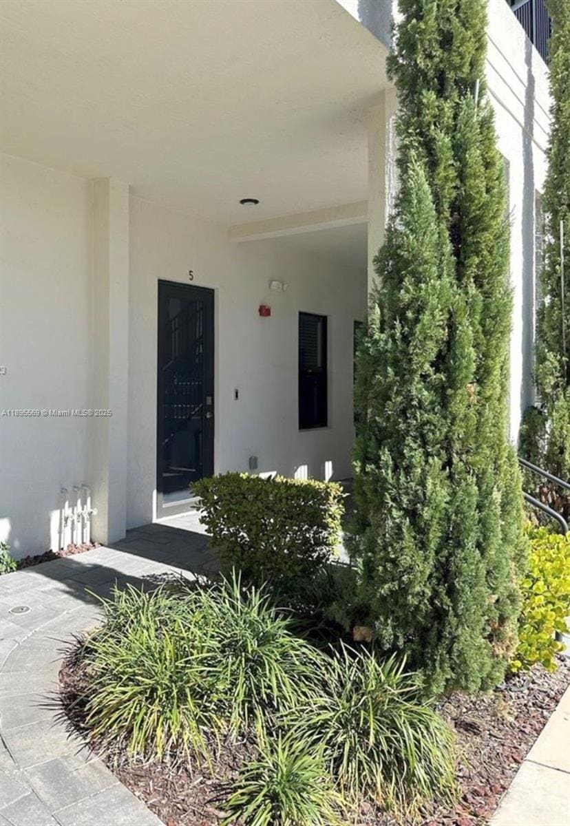 Building Photo - 7855 NW 104th Ave