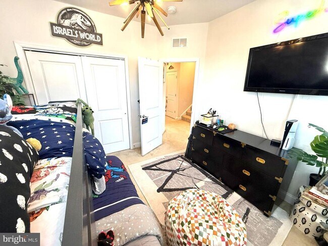 Building Photo - 17351 Redshank Rd