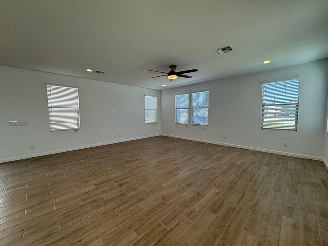 Building Photo - BRAND NEW HOME IN UNION PARK AT NORTERRA I...