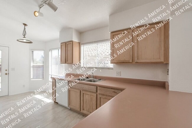 Building Photo - 5573 W Dove of Peace Dr