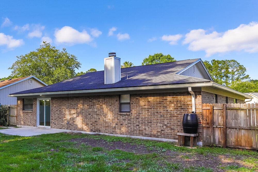 Building Photo - 8366 Knotts Landing Dr E