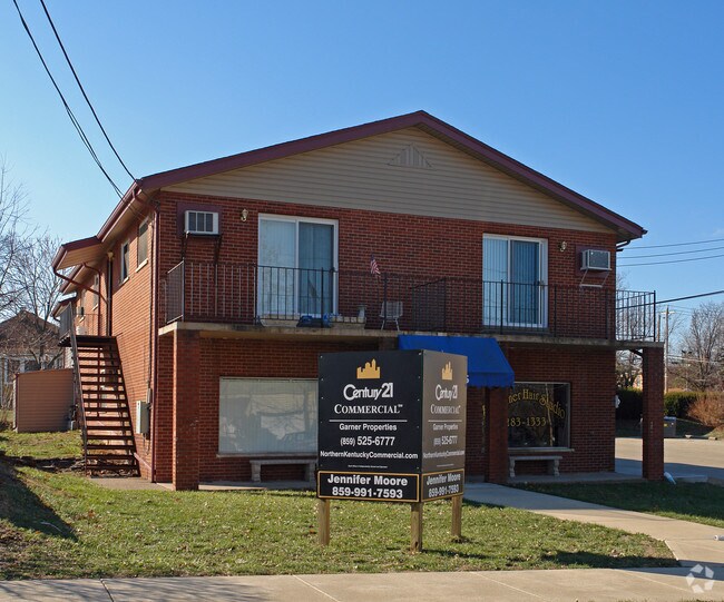 Building Photo - 5 Girard St