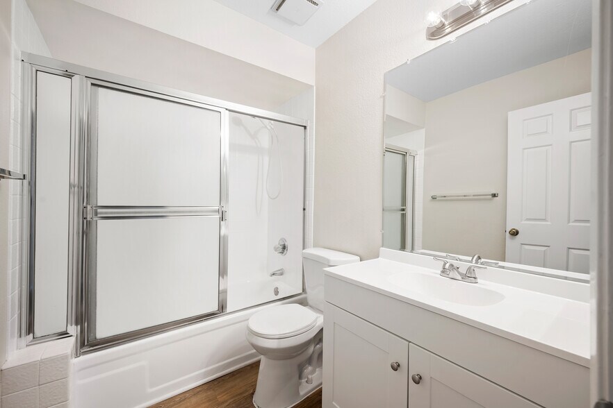 Building Photo - 1030 Ruberta Ave