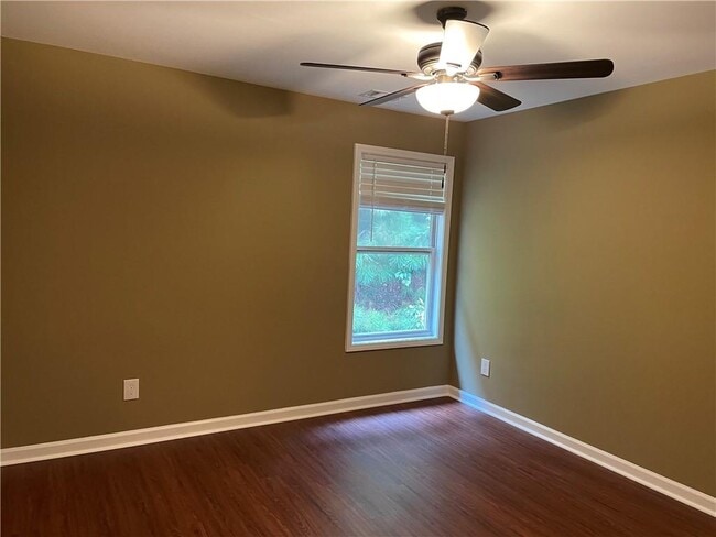 Building Photo - 2792 Briaroak Dr