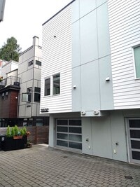 Building Photo - 3bd/2.5ba Seattle Townhome