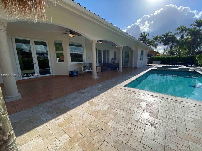 Building Photo - 14302 SW 15th St