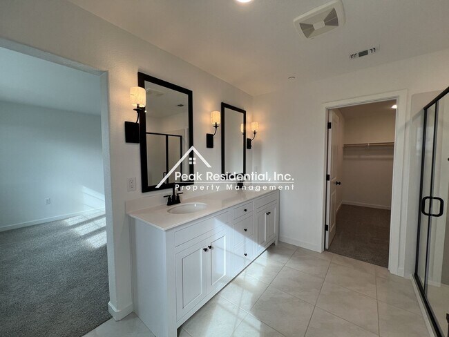 Building Photo - Brand New 4bd/3a Rancho Cordova Home-Must ...