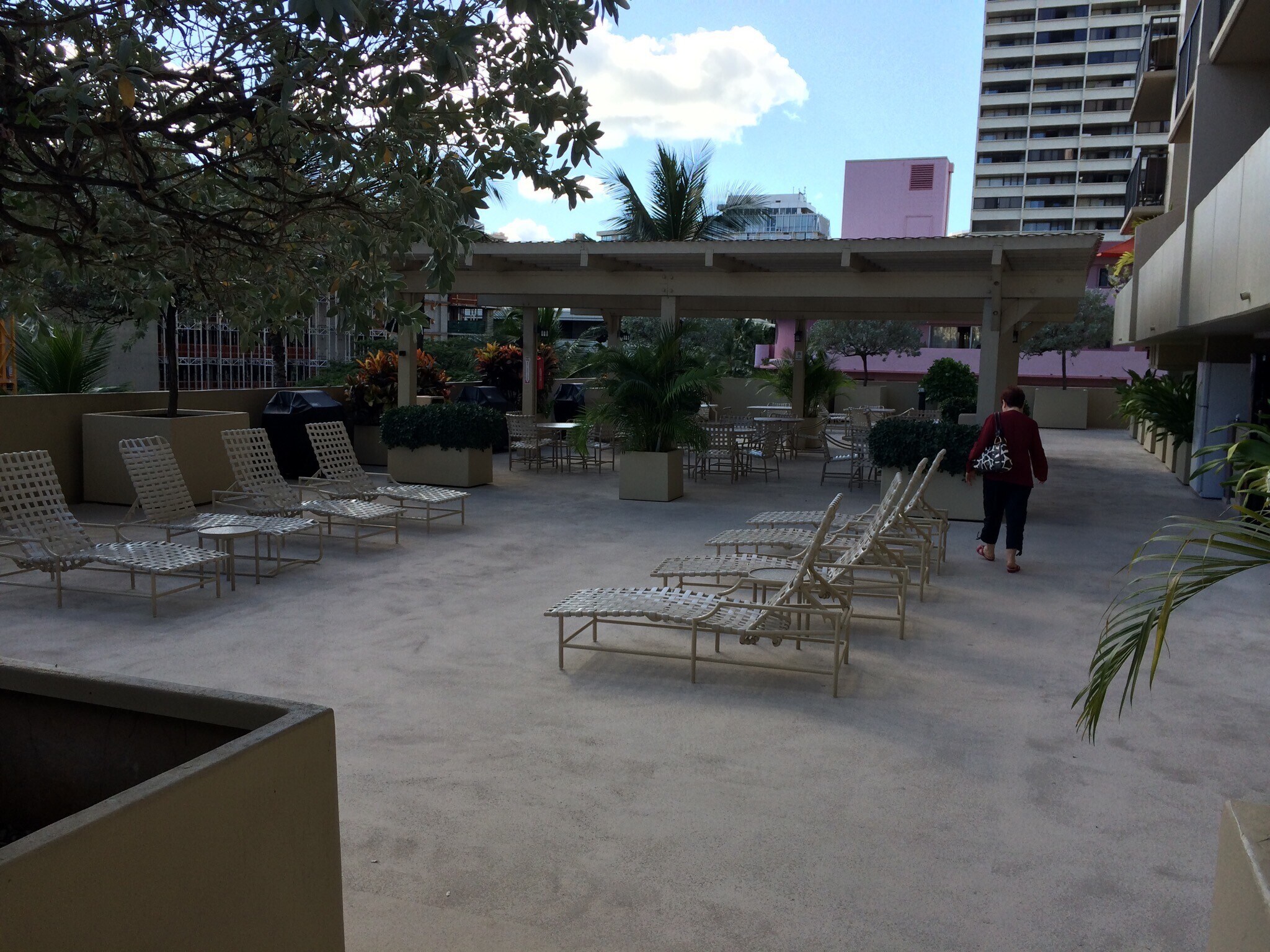 Building Photo - 2140 Kuhio Ave.