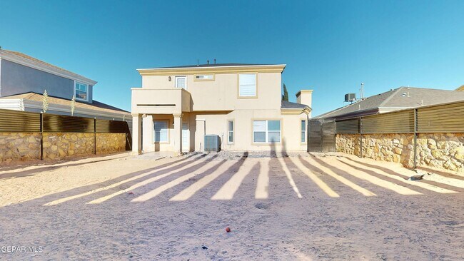 Building Photo - 10803 Elise St