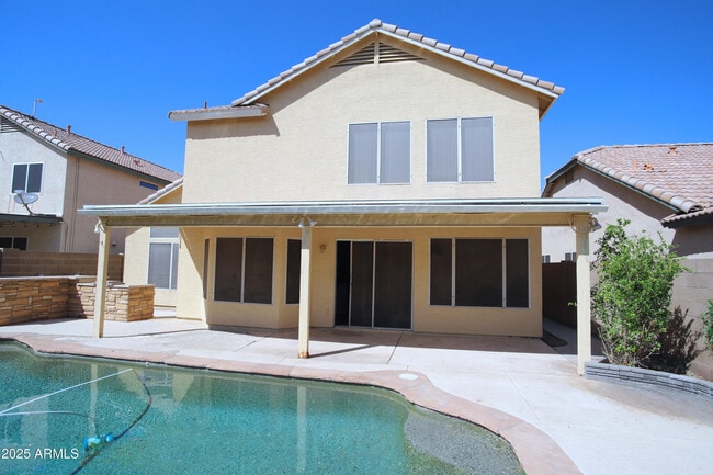 Building Photo - 842 N Naples Dr