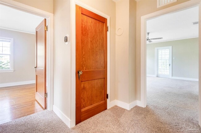 Building Photo - 1701 E Bobe St