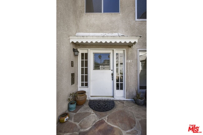 Building Photo - 1147 Westmoreland Ave