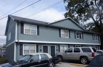 Building Photo - 2 BR/1 BA near downtown Barnesville